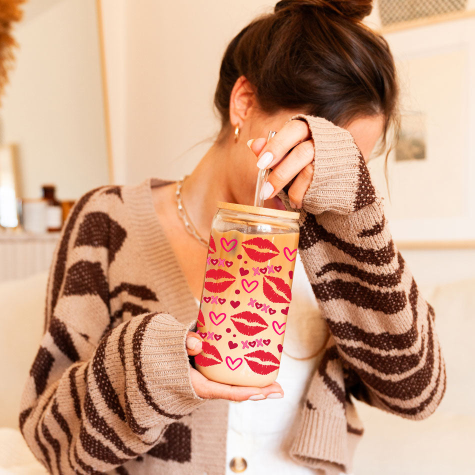 20oz Glass Cup – Bamboo Lid + Glass Straws